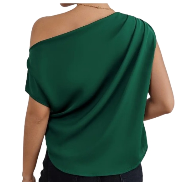 Slant Shoulder Pleated Blouse ( Size XL) - Picture 3 of 5